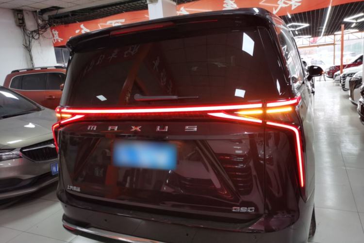 Used SAIC MAXUS G90 2023 2.0T Xingyun 7-Seater Version
