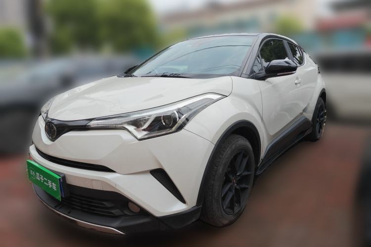 Used Toyota IZOA 2018 2.0L Yichi Version China VI Standard