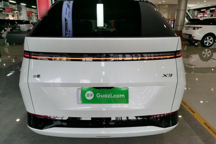 Used XPeng X9 2025 740 Ultra-Long Range Max Rear