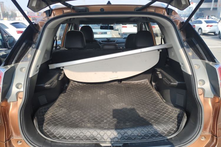 Used Nissan X-Trail 2015 2.0L CVT Comfort MAX Edition 2WD
