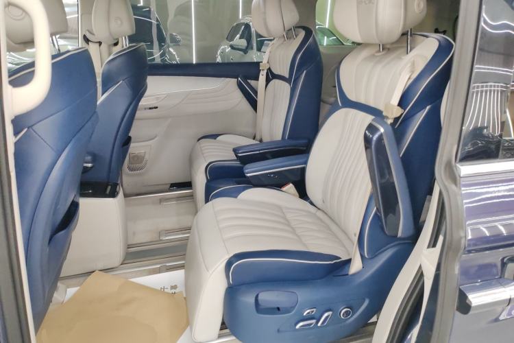 Used Roewe iMAX8 2021 400TGI Supreme Series Ultimate Edition Left Rear Seat