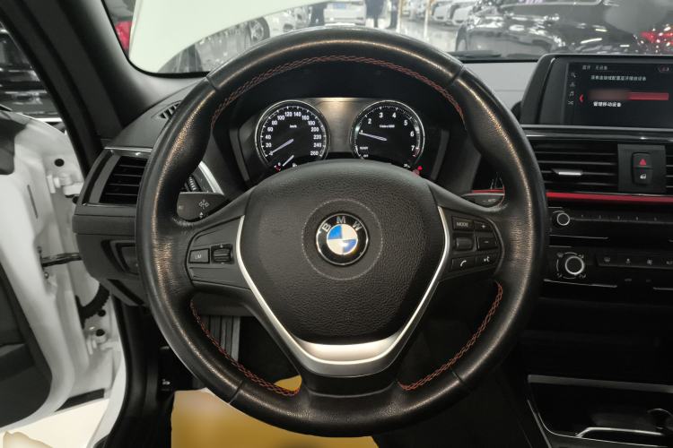 Used BMW 2 Series (Import) 2018 220i Convertible Coupe Sports Design Package
