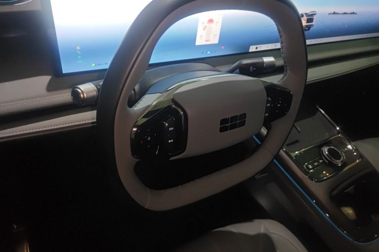 Used Geely Galaxy E8 2025 700 km Long-Range Intelligent Driving Version
