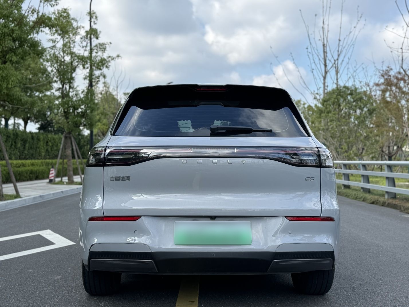 Geely Galaxy E5 2024 440km Exploration Version — снимка 19