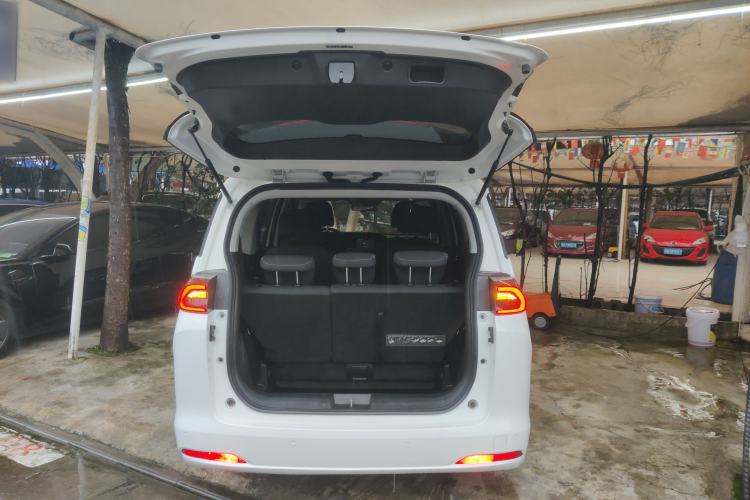 Used GAC Trumpchi M6 2021 270T DCT Elite Edition (7-seater)
