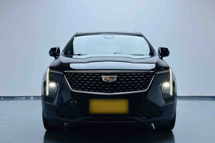Used Cadillac XT4 2024 28T Two-Wheel-Drive Luxury Version