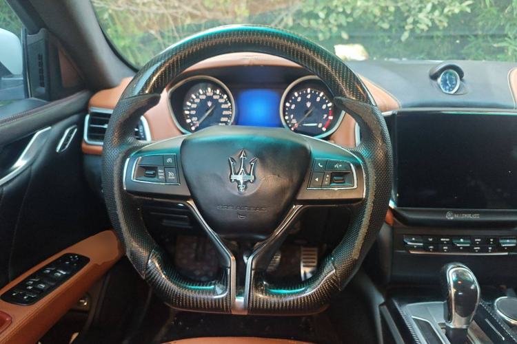 Used Maserati Ghibli 2014 3.0T S
