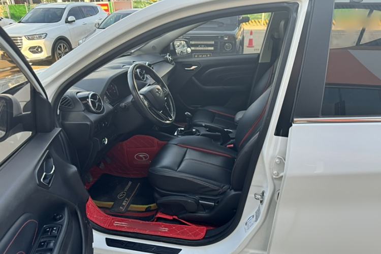 Used Soueast DX3 2016 1.5L Manual Luxury Edition