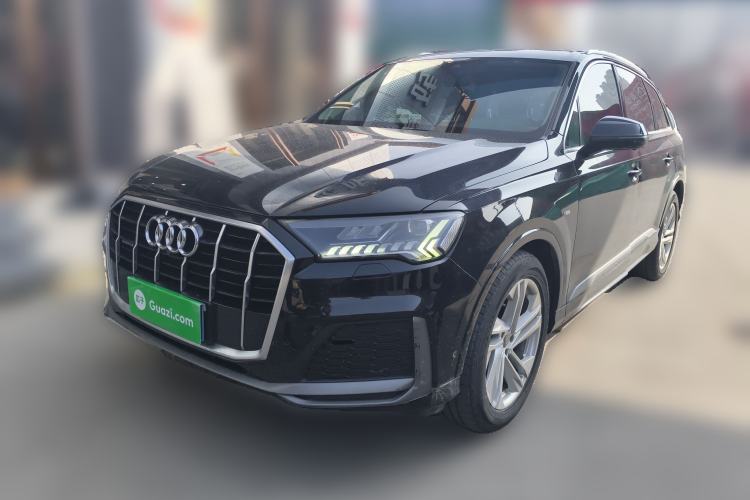 Used Audi Q7 2021 45 TFSI quattro S line Sport model