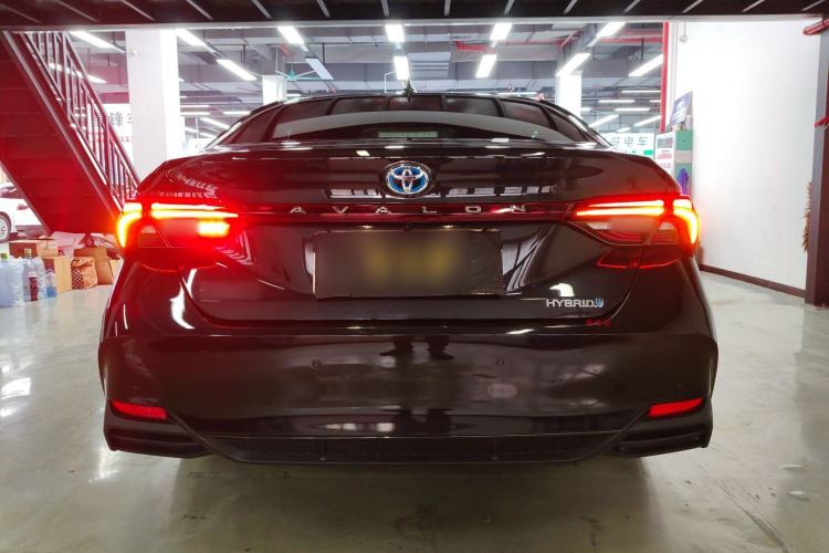 Used Toyota Avalon 2022 Dual-Engine 2.5L Luxury Edition