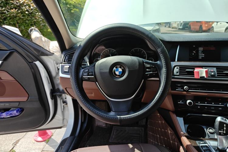 Used BMW 5 Series 2017 525Li Leading Model