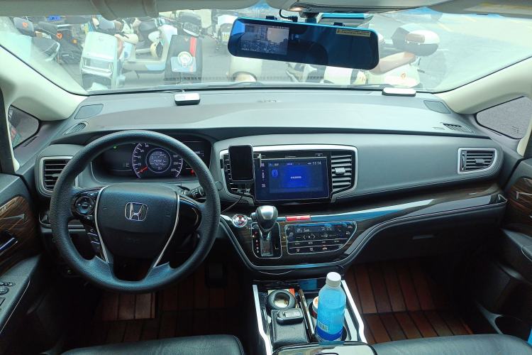 Used Honda Odyssey 2018 2.4L Luxury Edition Center Console