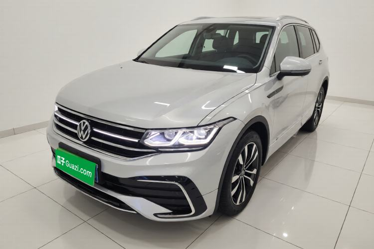 Used Volkswagen Tiguan L 2023 330TSI Automatic Two-Wheel Drive R-Line Flagship Edition Front Left 45 Deg