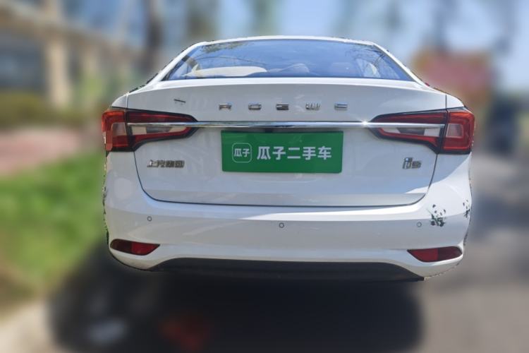 Used Roewe i5 2020 1.5L Manual 4G Connect Luxury Edition
