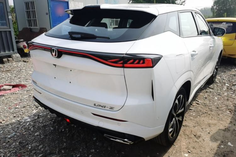 Used CHANGAN UNI-Z New Energy 2024 Blue Whale Smart Electric iDD 125km Excellence Model Rear Right 45 Deg