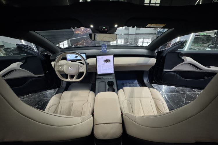 Used Nio ET5 2022 75 kWh Interior 5