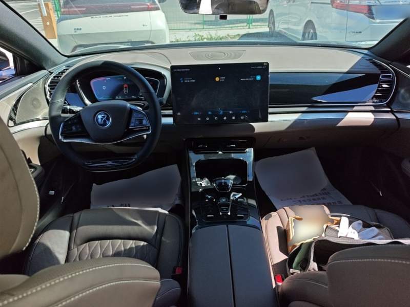 Used BYD Han 2023 EV Champion Edition 506KM Front-Wheel-Drive Premium Model — 9