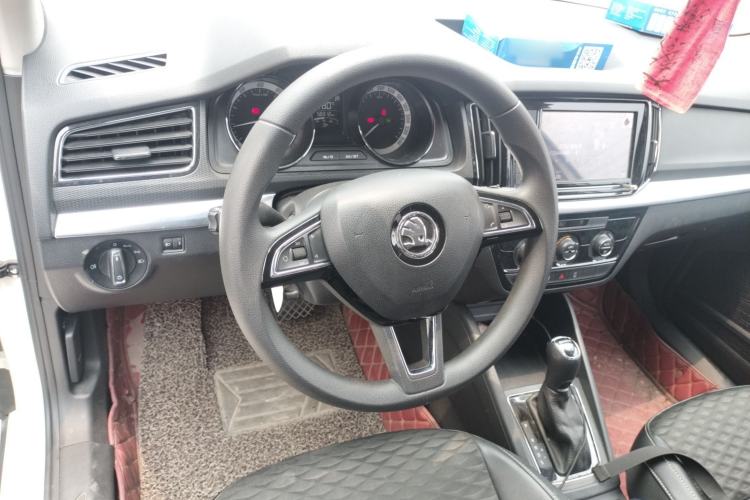 Used Skoda Kamiq 2018 1.5L Automatic Comfort Edition China VI Standard Steering Wheel