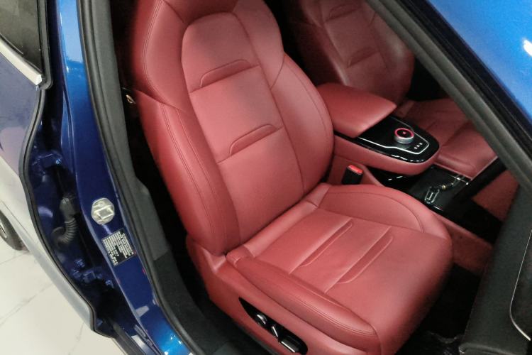 Used SERES SF5 2021 Four-Wheel Drive Freedom Expedition Edition
