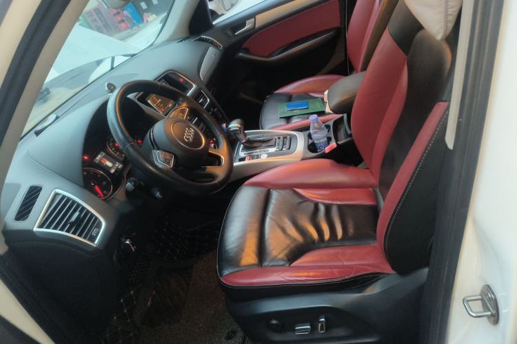 Used Audi Q5 2017 Plus 40 TFSI Technology Model
