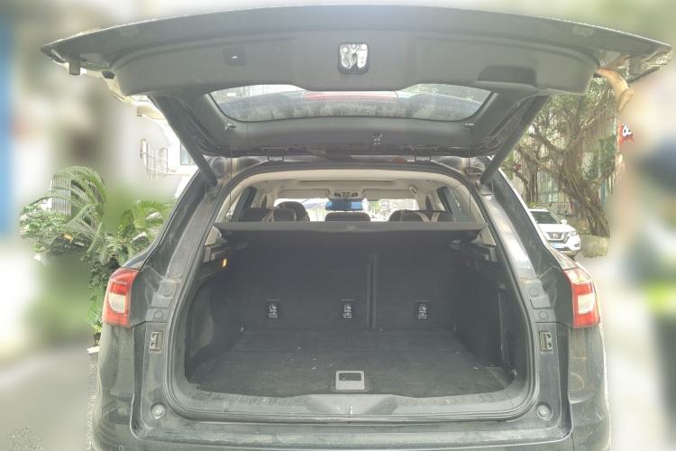 Used Haval H7 2016 Blue-Label H7 2.0T Automatic Luxury Model Trunk