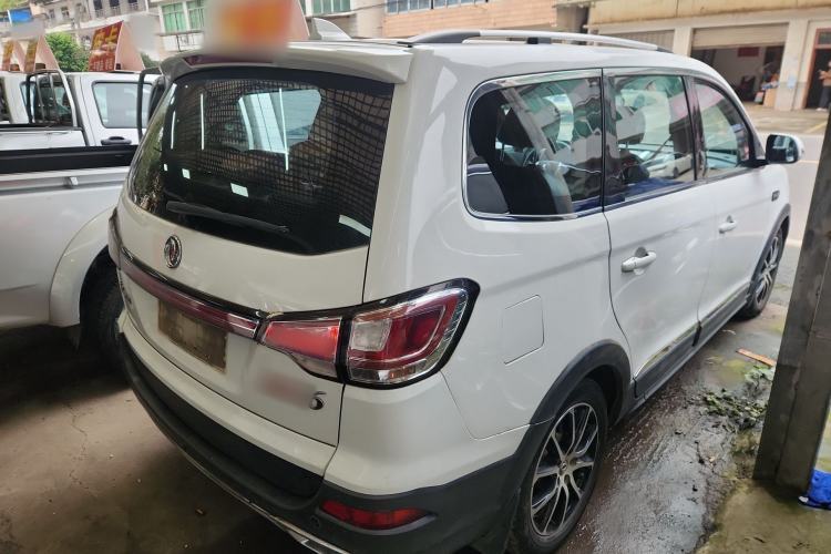 Used FORTHING SX6 2016 1.6L Manual Luxury Model
