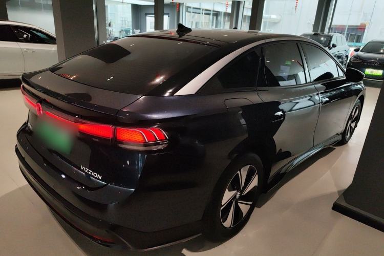 Used Volkswagen ID.7 VIZZION 2024 AIR model Rear Right 45 Deg