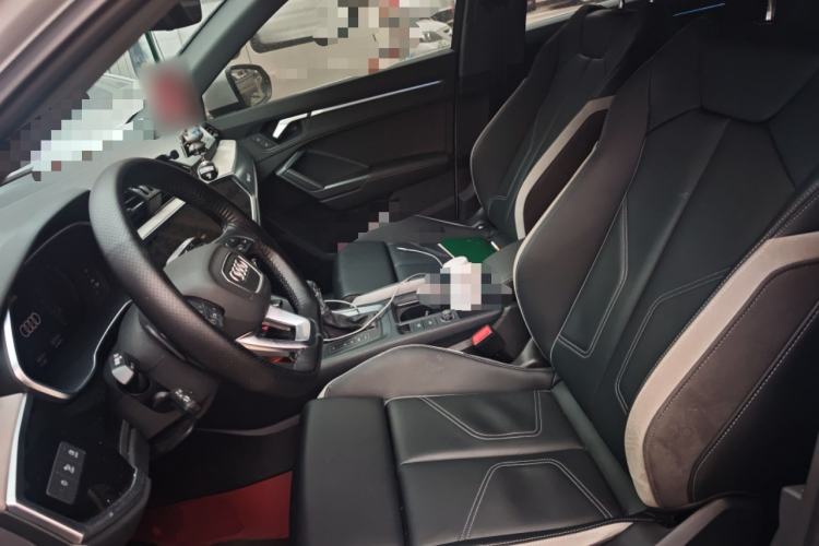 Used Audi Q3 2024 40 TFSI Fashion Dynamic Model