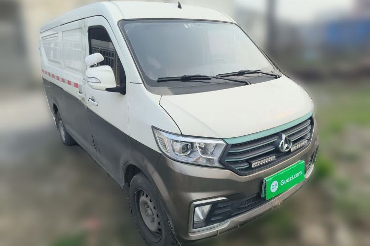 Used CHANGAN KUAYUE Xing V5 EV 2021 Luxury Edition 2-Seat Van with Lingdian System Front Right 45 Deg