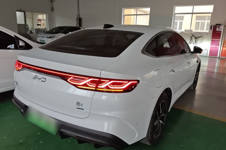 Used BYD Qin L 2025 DM-i Smart Drive 120KM Superior Model
