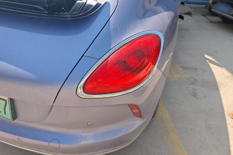 Used ORA Lightning Cat 2022 555 km Luxury Edition Right Rear Taillight