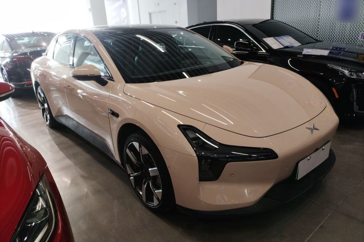 Used XPeng MONA M03 2024 620 with Ultra-Long Range
