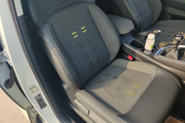 Used Baojun RM-5 2019 1.5T Manual Elite Version with 24-Hour Online Service 6 Seats