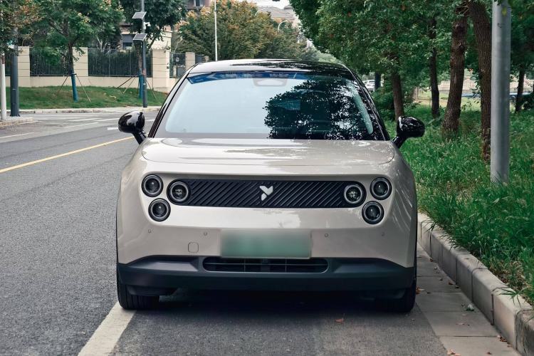 Used firefly firefly 2025 Illuminated Edition