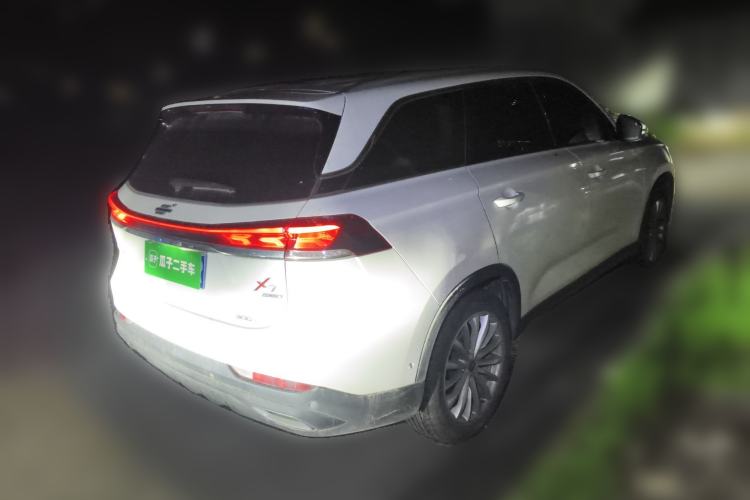 Used CHANGAN OSHAN X7 PLUS 2022 1.5T Blue Whale Edition Automatic Geeker Navigation Model
