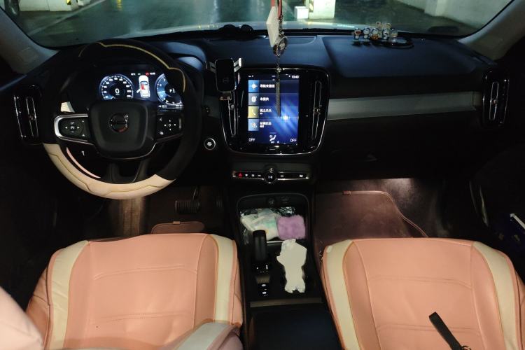 Used Volvo XC40 2021 T3 Smart & Stylish Edition Interior 2