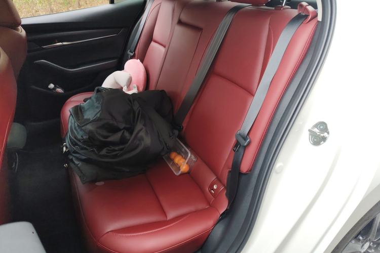 Used Mazda Mazda 3 Axela 2023 2.0L Automatic ZhiZhen Edition
