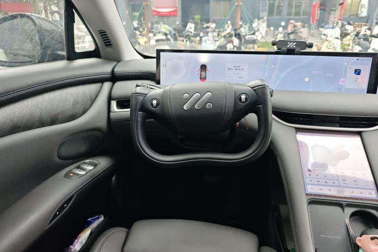 Used IM LS6 2023 Max Standard Edition