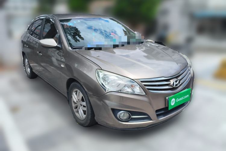 Used Hyundai Celesta 2011 1.6L Automatic Comfort Edition Front Right 45 Deg