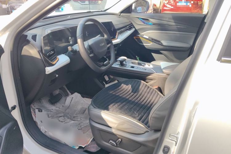 Used CHANGAN OSHAN X5 PLUS 2023 1.5T DCT Smart & Fun AI Edition
