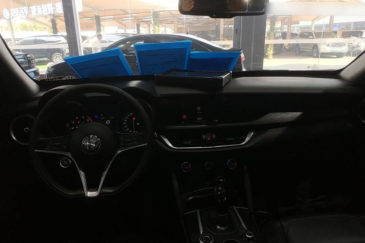 Used Alfa Romeo Stelvio 2017 2.0T 200HP Elite Edition
