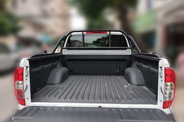 Used Dongfeng Ruichi 7 2025 Model, Two-Wheel-Drive Elite Edition Bucket Version