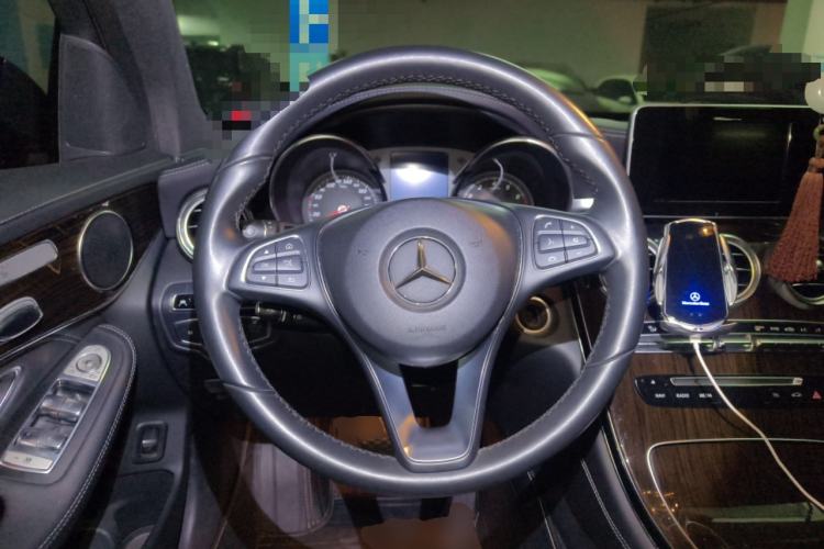 Used Mercedes-Benz GLC 2016 GLC 260 4MATIC Dynamic Edition Steering Wheel
