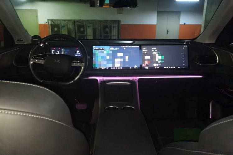 Used XPeng G9 2024 570 Max Center Console