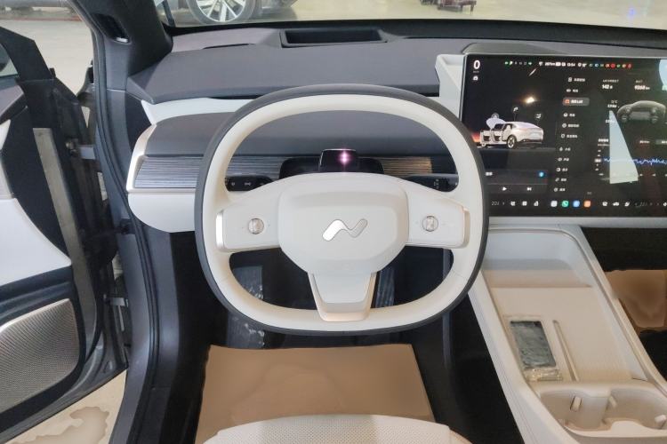 Used ONVO L60 2024 60 kWh Rear-Drive Version
