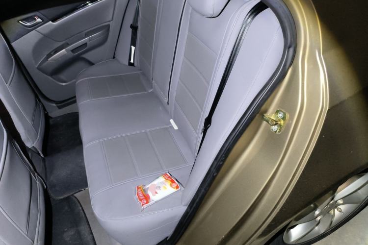 Used Geely Auto Classic Emgrand 2012 Sedan 1.8L CVT Luxury Model Left Rear Seat