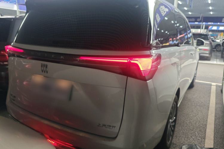 Used Buick GL8 New Energy 2025 Lu Shang Luxury Edition 7-Seater Rear Right 45 Deg