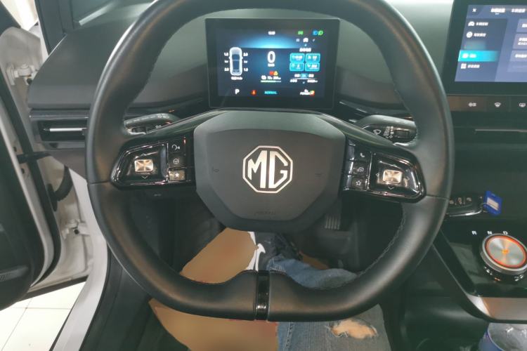 Used MG 4 EV 2022 425 km Luxury Edition
