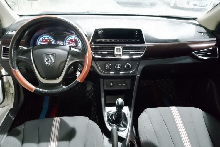 Used Baojun 630 2016 1.5L Manual Standard Edition

