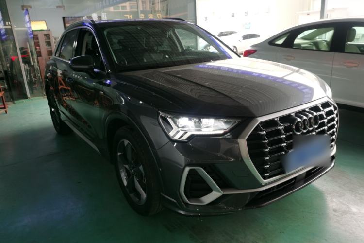 Used Audi Q3 2022 35 TFSI Fashion Dynamic Model
